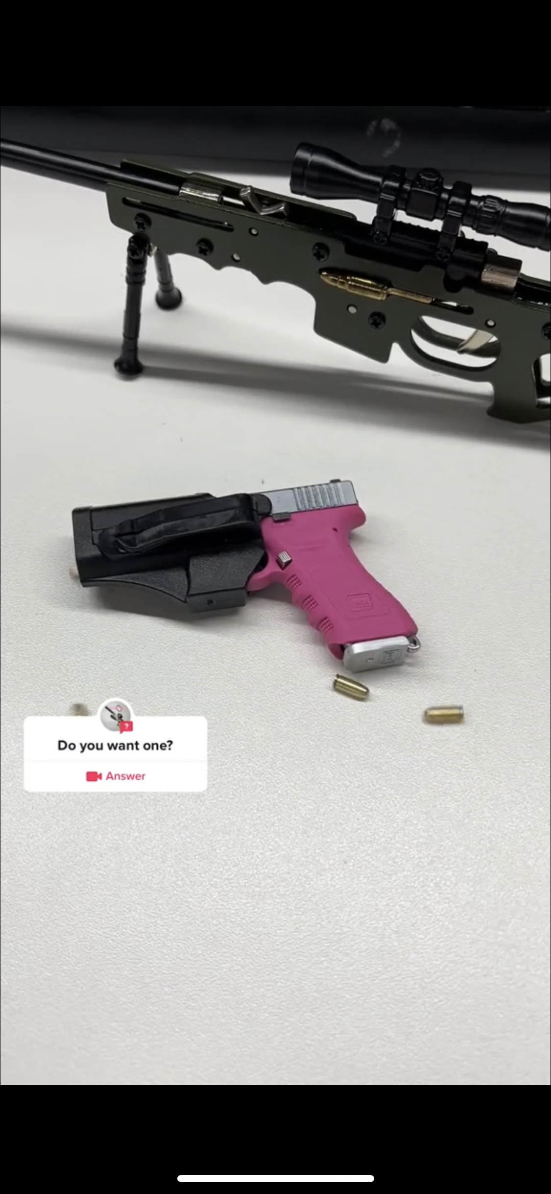 1:3 Detachable Pistol Model Glock 17 Keyring 丨