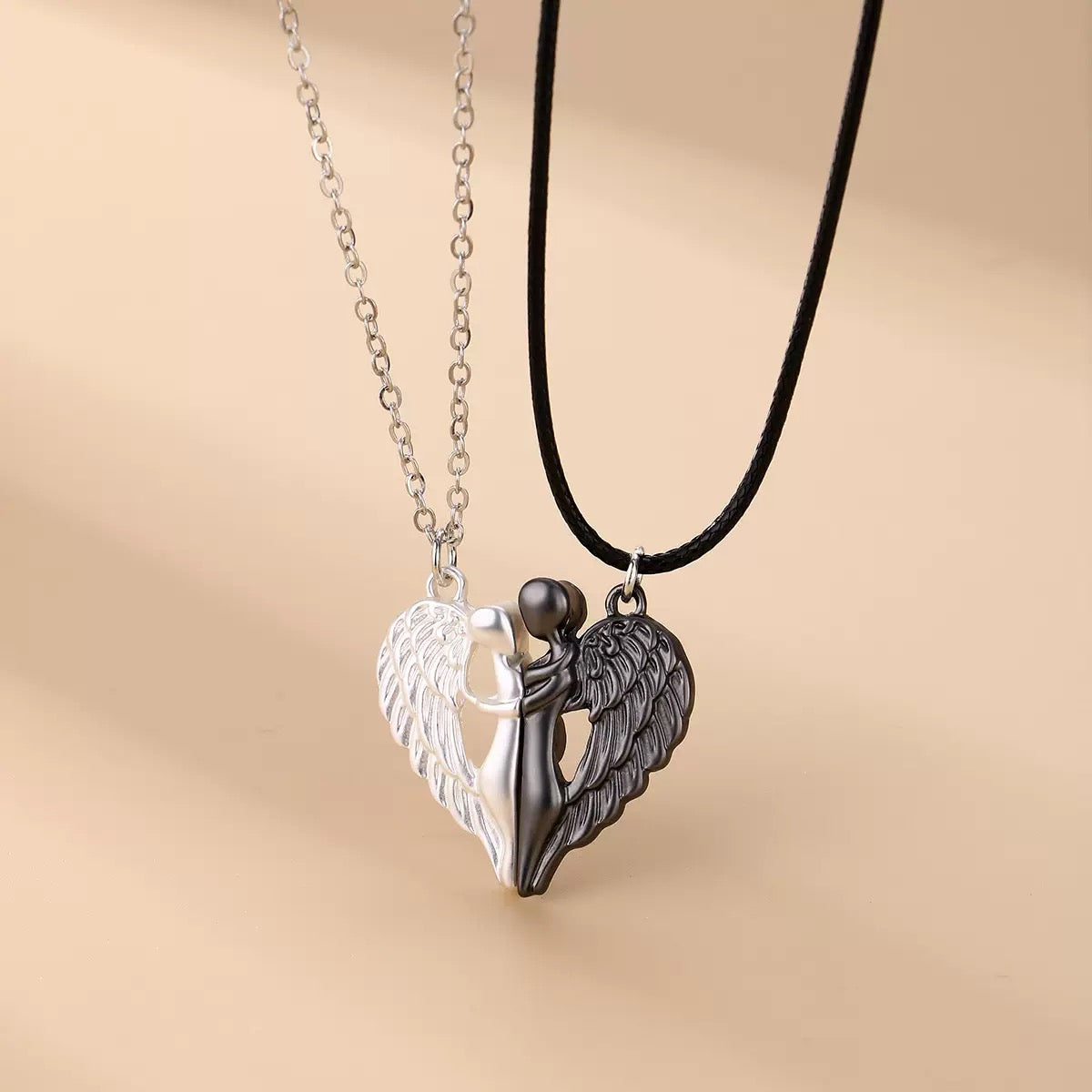 Valentine's Day Gift: "Embracing Angel Wings" Matching Couple Necklaces – Magnetic Heart-Shaped Alloy Pendant Necklaces
